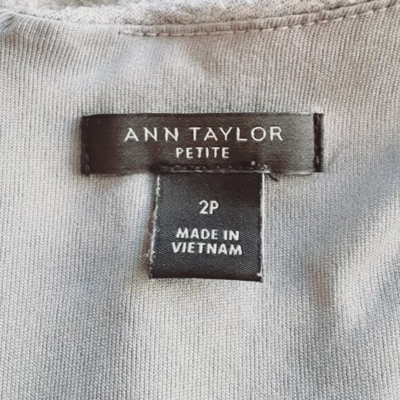 Ann Taylor Heathered Gray Cowl Knit Dress 2P - Picture 6 of 7